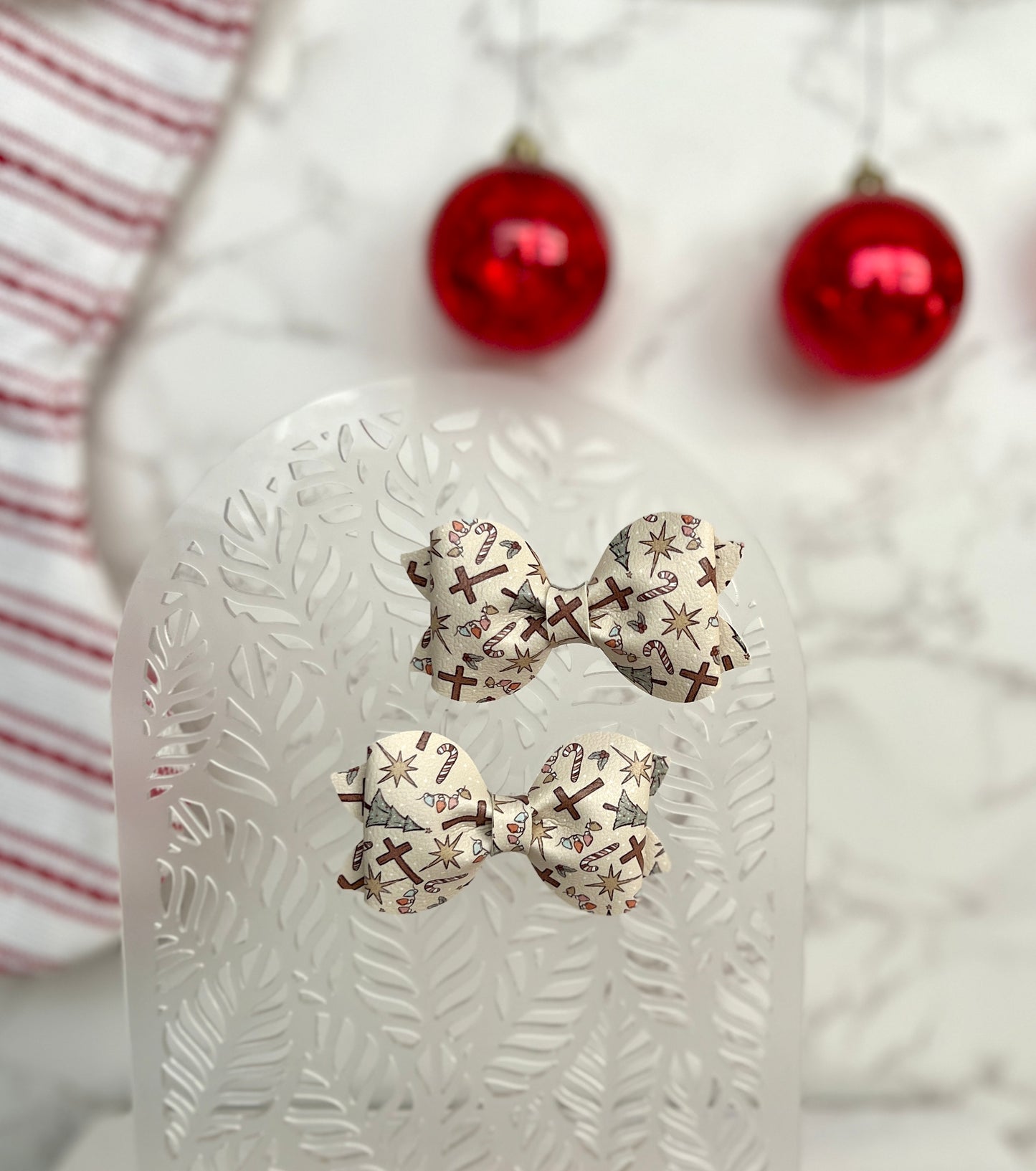 Mary - 3" PIGGIES - Crosses & Christmas