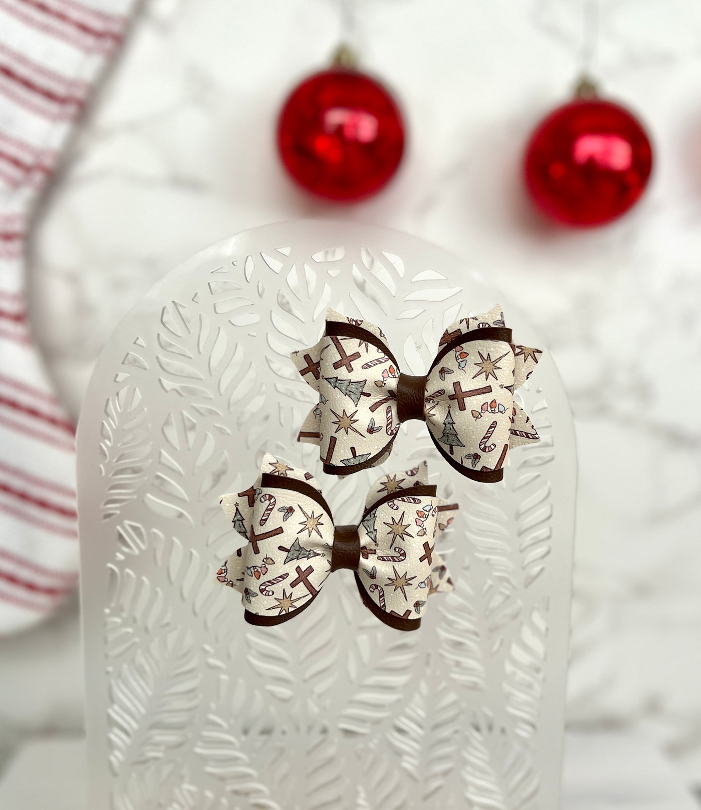 Rachel - 3" PIGGIES - Crosses & Christmas