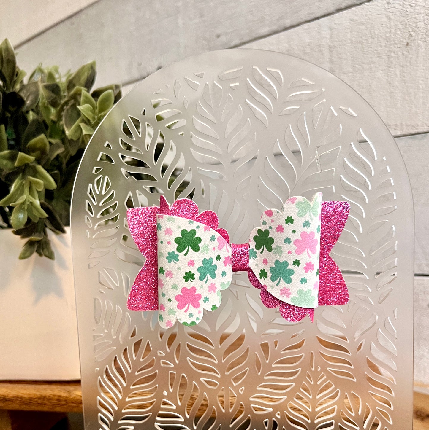 Ruth - 4" - Pink and Green Clovers with Pink Sparkle