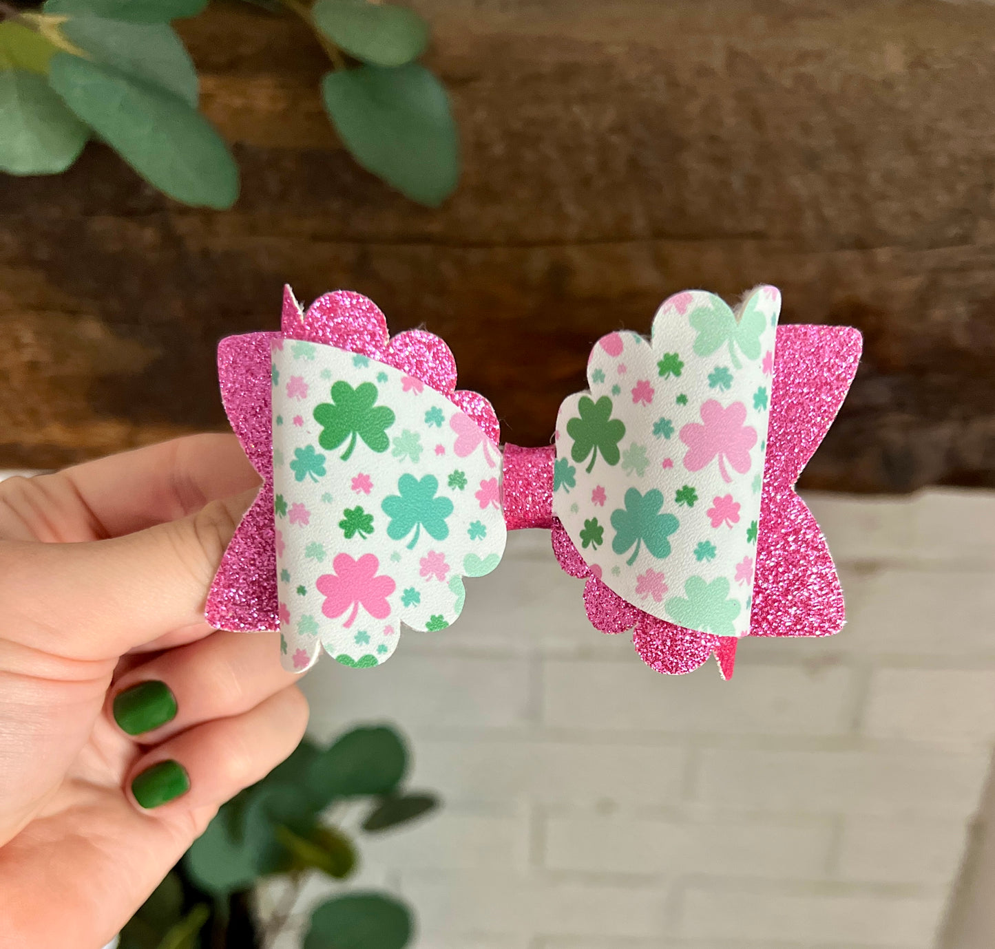 Ruth - 4" - Pink and Green Clovers with Pink Sparkle