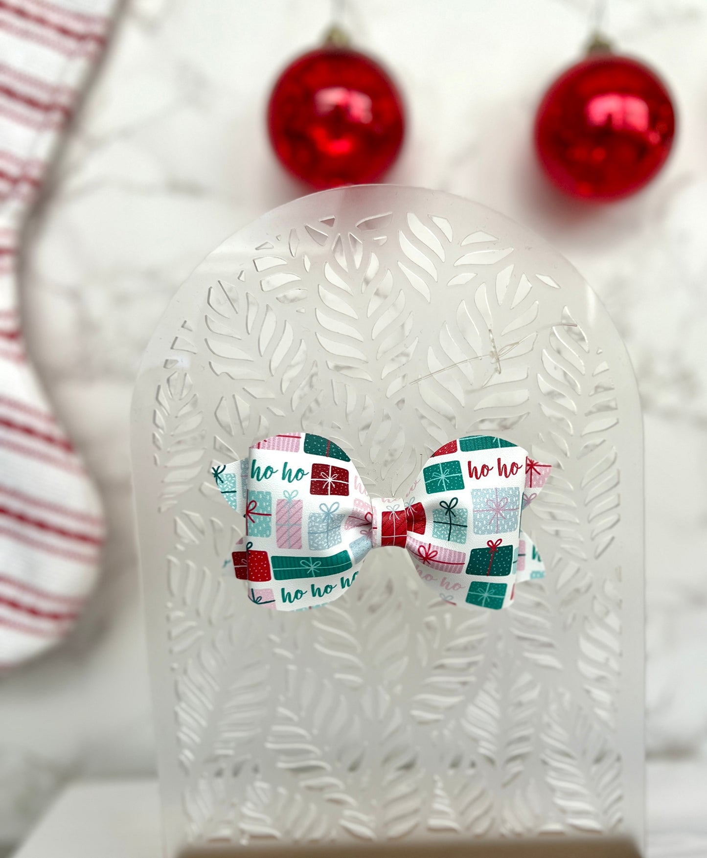 Mary - 4" - Presents